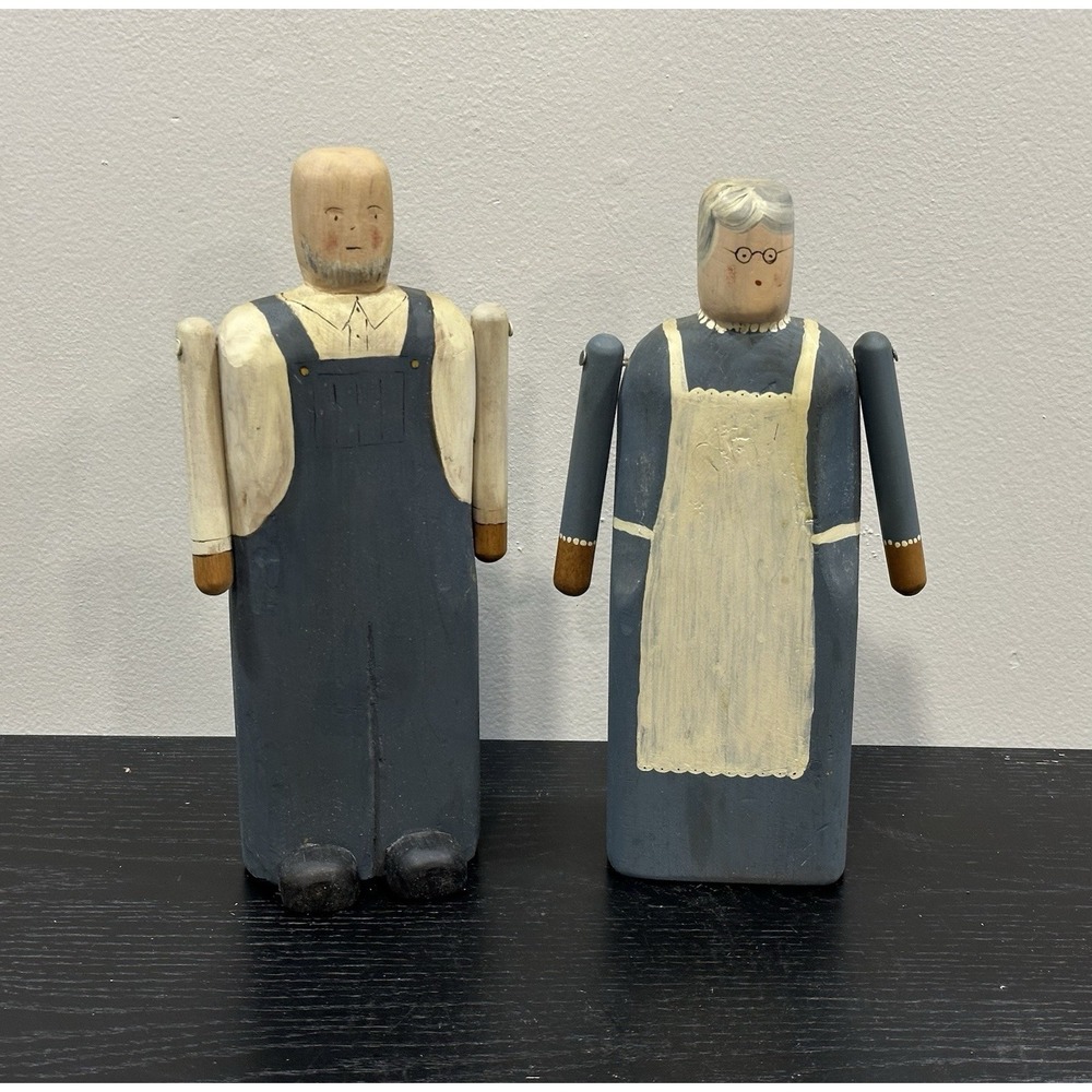 Vtg Folk Art Wooden Farmer & WIFE 9.5" FIGURINES HANDPAINTED Cottagecore decor